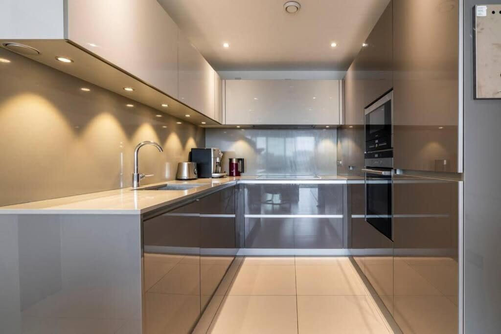 1 Bedroom Penthouse Flat In East Londres Exterior foto